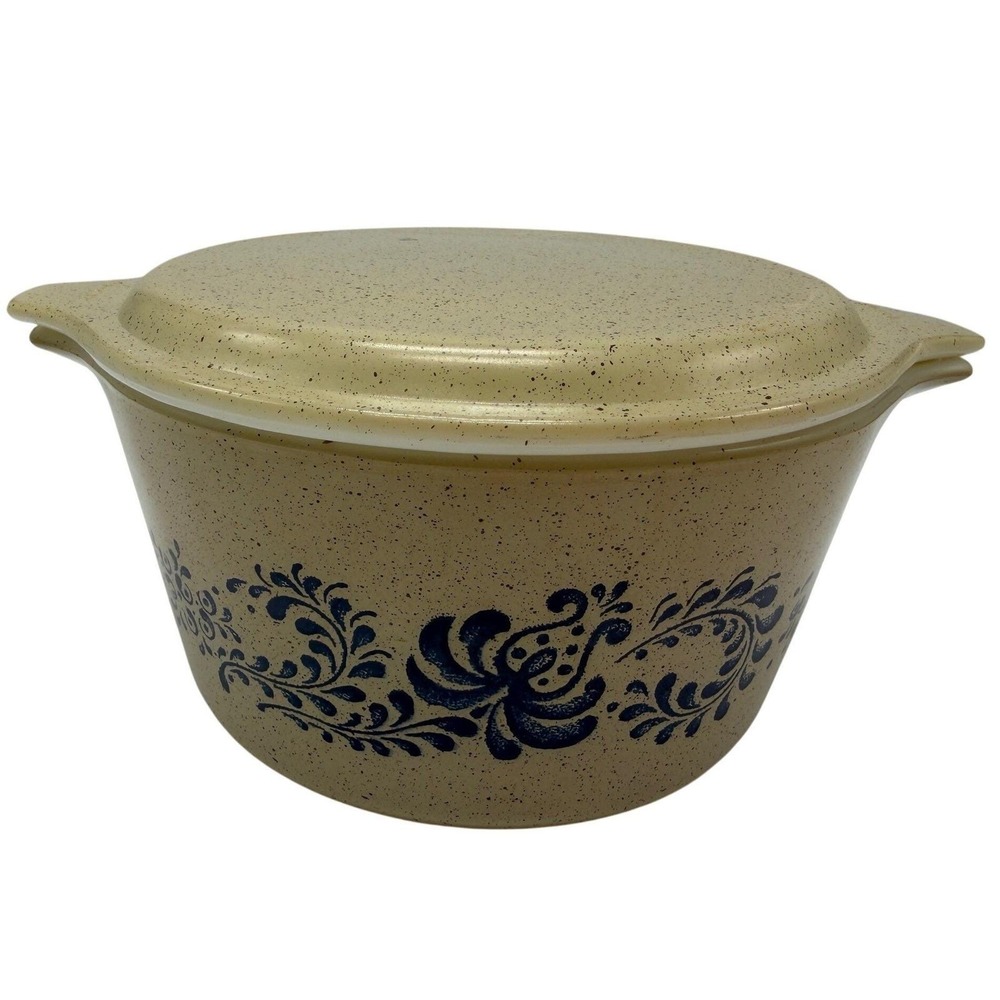 Vintage Pyrex Homestead Casserole Dish with Lid 473 1 Quart Tan Blue Floral